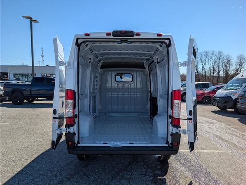 New 2026 RAM ProMaster 2500 w/ Safety Group FWD image 9