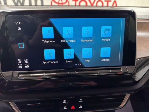 Used 2025 Volkswagen Atlas SE AWD/4WD image 31