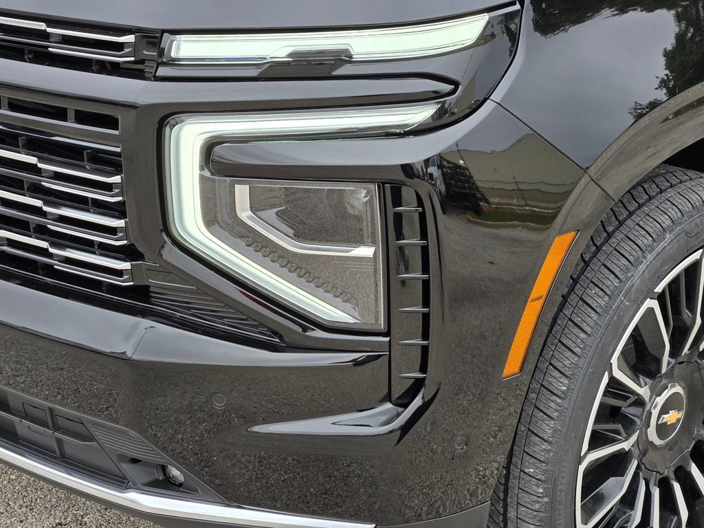 New 2026 Chevrolet Tahoe High Country AWD/4WD image 7