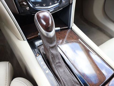 Used 2014 Cadillac XTS Premium FWD image 17