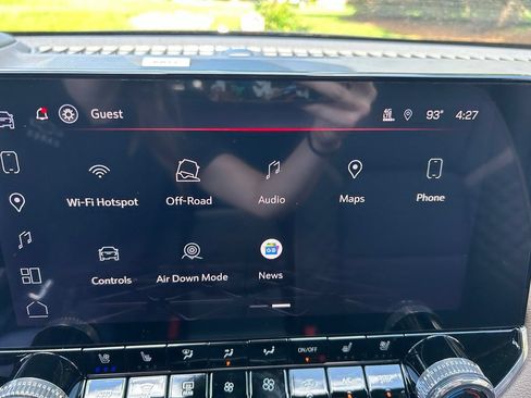 New 2026 GMC Canyon Denali w/ LPO, Denali Black Edition AWD/4WD image 31