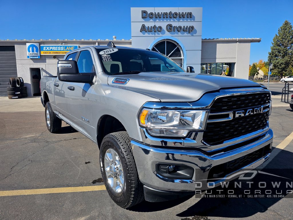 Used 2024 RAM 2500 Big Horn AWD/4WD image 1