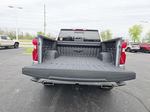 Used 2023 Chevrolet Silverado 1500 LTZ AWD/4WD image 13