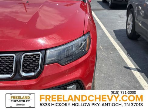Used 2023 Jeep Compass Limited AWD/4WD image 7