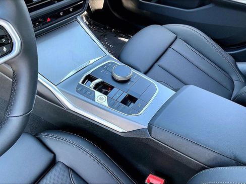 Used 2026 BMW 330i Sedan w/ M Sport Package image 13