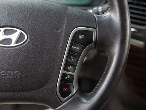 Used 2010 Hyundai Santa Fe SE FWD image 28
