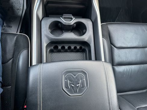 Used 2022 RAM 1500 Laramie image 36