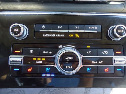 Used 2023 Lincoln Navigator L Reserve image 17