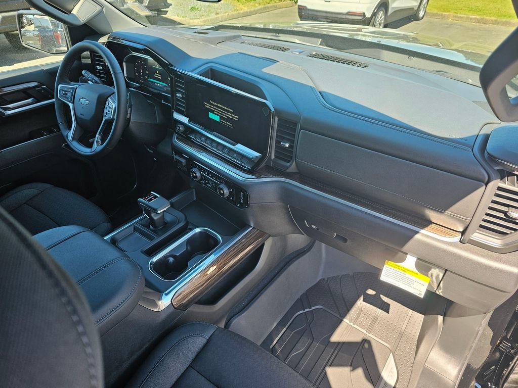 New 2026 Chevrolet Silverado 1500 RST w/ Redline Edition AWD/4WD image 12