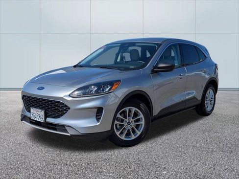 Used 2022 Ford Escape SE FWD image 1