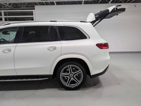 New 2026 Mercedes-Benz GLS 450 GLS 450 image 9