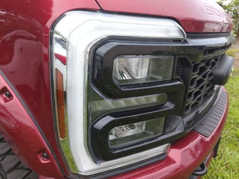 Used 2025 Ford F250 Lariat w/ Lariat Ultimate Package AWD/4WD image 11