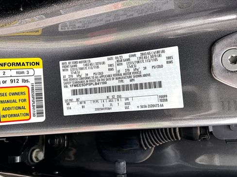 Used 2023 Ford Bronco Badlands w/ Sasquatch Package AWD/4WD image 33