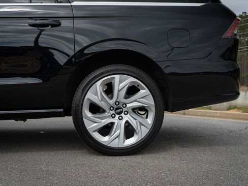 Used 2025 Lincoln Navigator L Reserve image 15