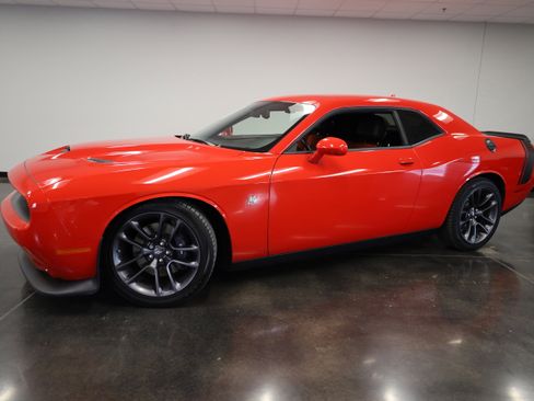 Used 2023 Dodge Challenger R/T Scat Pack w/ Plus Package image 9
