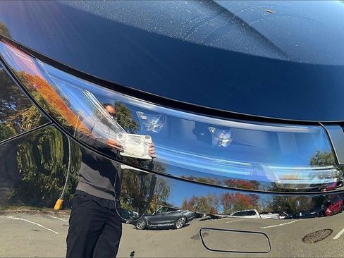 Used 2025 Land Rover Range Rover Sport image 31