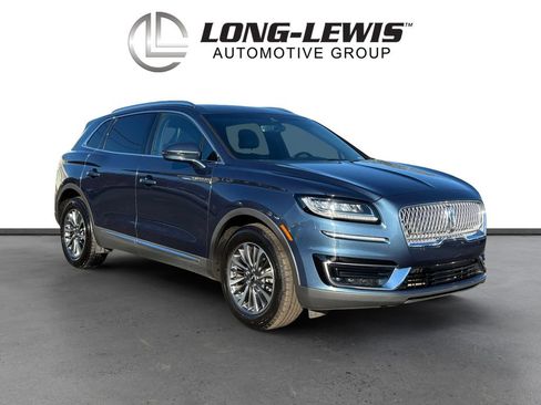 Used 2019 Lincoln Nautilus Select image 10