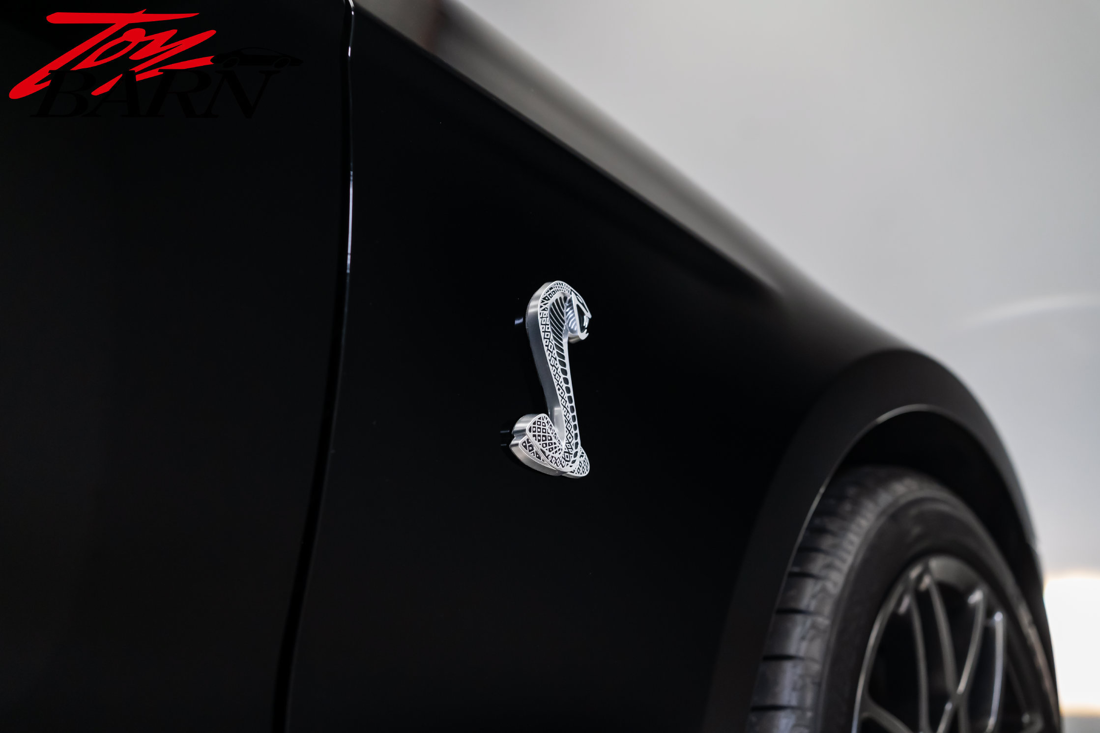 Used 2013 Ford Mustang Shelby GT500 RWD image 11
