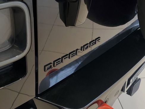 Used 2024 Land Rover Defender 110 X image 6