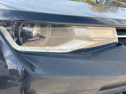 Used 2018 Chevrolet Camaro LT w/ RS Package image 9