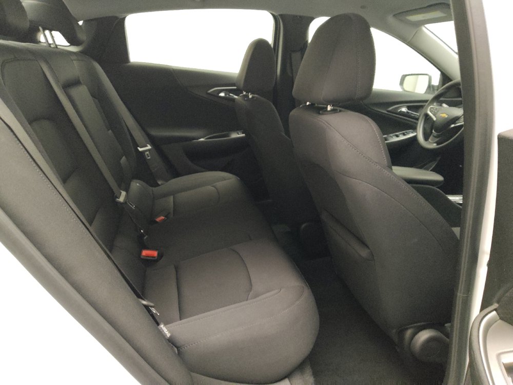 Used 2025 Chevrolet Malibu LT FWD image 19