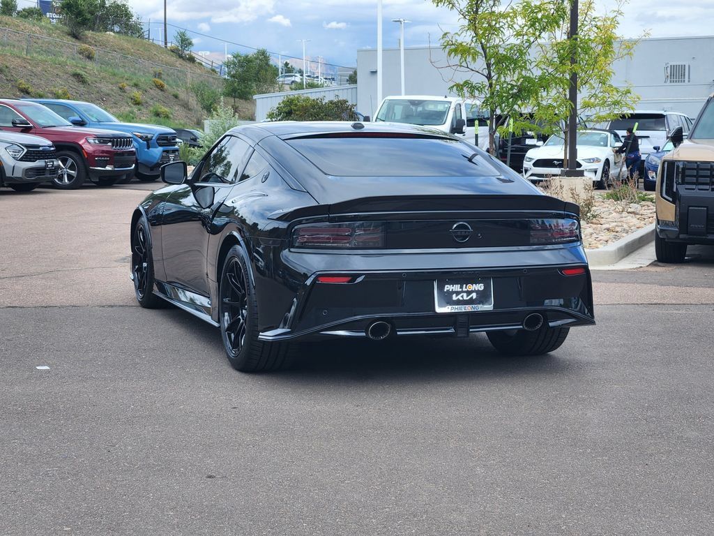 Used 2024 Nissan Z NISMO w/ Floor Mat Package RWD image 7