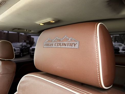 Used 2018 Chevrolet Silverado 2500 High Country w/ Duramax Plus Package image 31