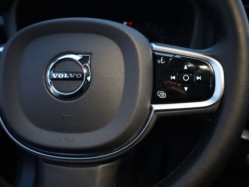 Used 2025 Volvo XC60 B5 Plus w/ Climate Package image 23