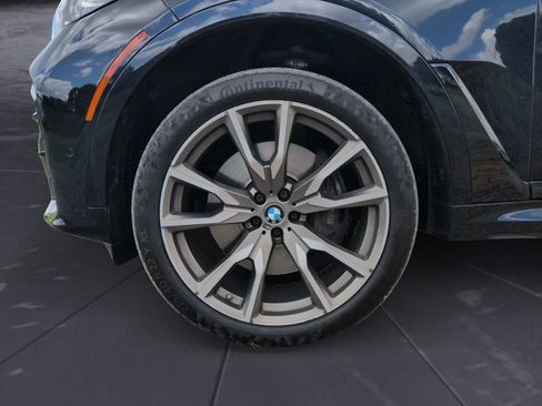 Used 2021 BMW X7 M50i AWD/4WD image 30