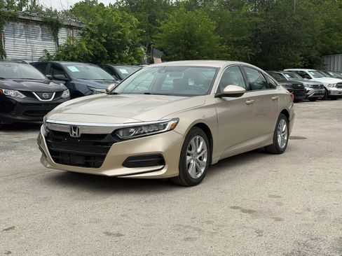 Used 2018 Honda Accord LX image 2