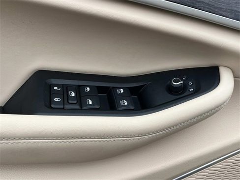 Used 2021 Jeep Grand Cherokee L Limited image 29