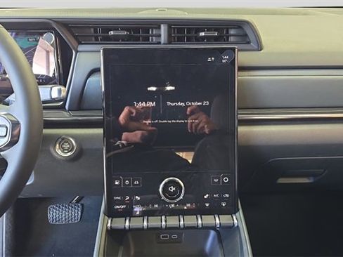 New 2026 GMC Terrain AT4 w/ Technology Package II image 21