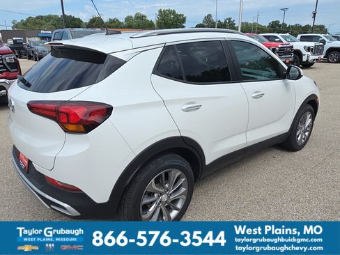 Used 2020 Buick Encore GX Select w/ Experience Buick Package FWD image 8