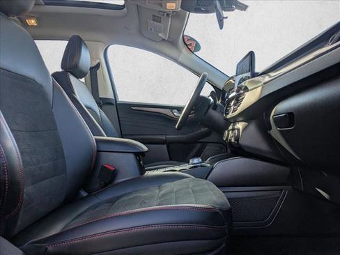 Certified 2022 Ford Escape SEL w/ SEL Stealth AWD Package image 27