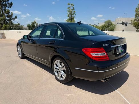 Used 2012 Mercedes-Benz C 300 4MATIC Sedan w/ Premium 1 Pkg image 5