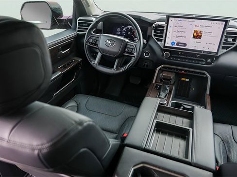 Used 2024 Toyota Tundra Limited w/ Power Package image 29