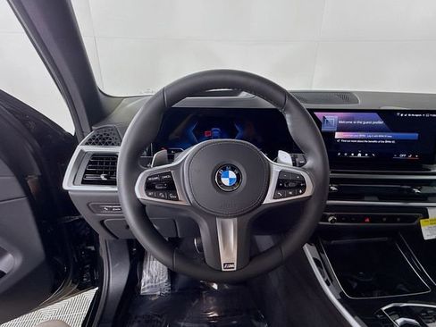 New 2026 BMW X5 xDrive40i w/ M Sport Package AWD/4WD image 11