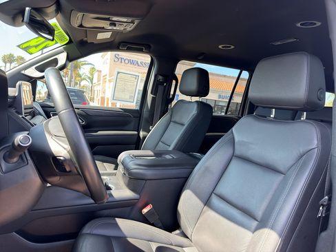 Used 2024 Chevrolet Suburban LT AWD/4WD image 10