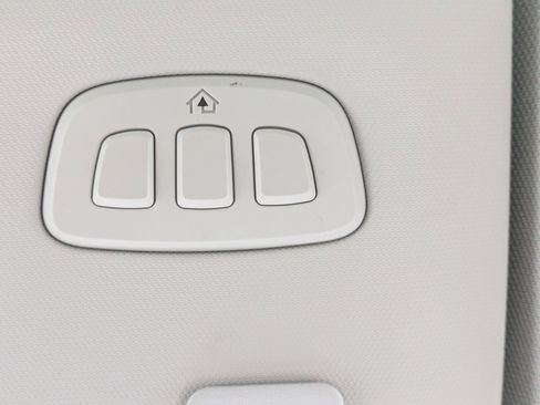 Used 2023 Ford Mustang Mach-E Premium image 27