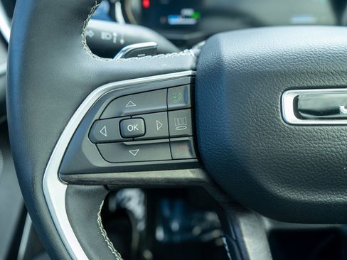 Used 2022 Jeep Grand Cherokee Limited 4xe w/ Luxury Tech Group II image 26