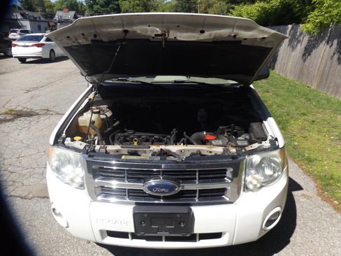 Used 2009 Ford Escape XLT FWD image 11