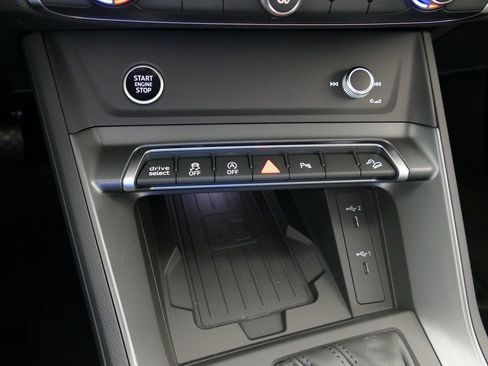 New 2025 Audi Q3 2.0T Premium image 20