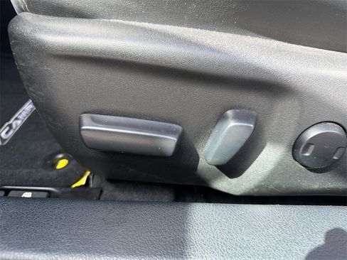 Used 2014 Toyota Camry SE image 13