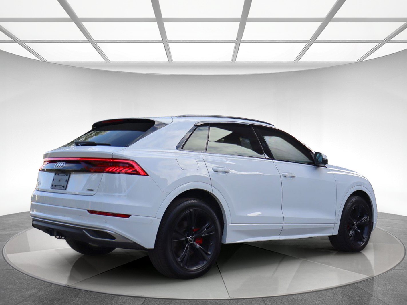 Used 2023 Audi Q8 Premium w/ Convenience Package AWD/4WD image 6
