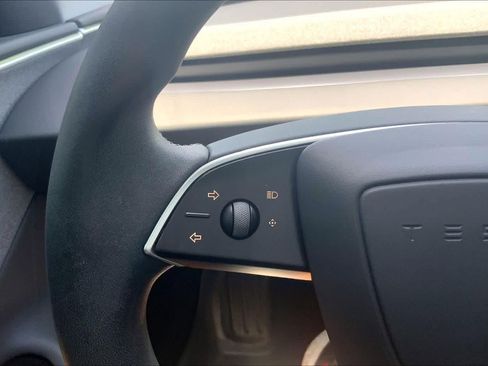 Used 2025 Tesla Model 3 Long Range RWD image 23