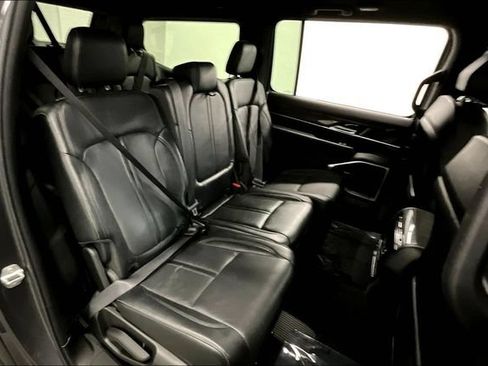 Used 2022 Jeep Wagoneer Series II AWD/4WD image 24