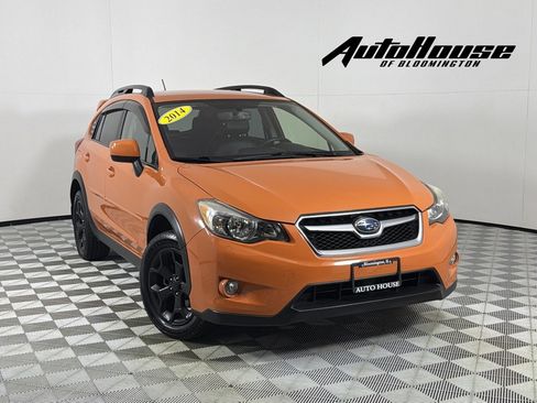 Used 2014 Subaru Crosstrek 2.0i Limited w/ Popular Package #2 AWD/4WD image 1