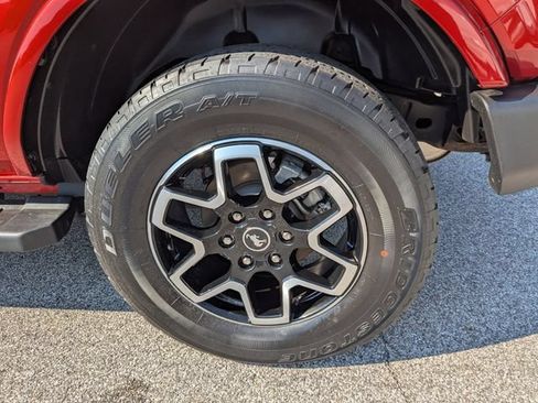 Used 2022 Ford Bronco Outer Banks AWD/4WD image 15