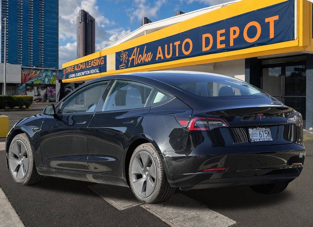 Used 2021 Tesla Model 3 Standard Range Plus RWD image 3