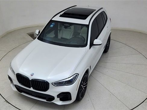 Used 2023 BMW X5 M50i w/ Executive Package image 81